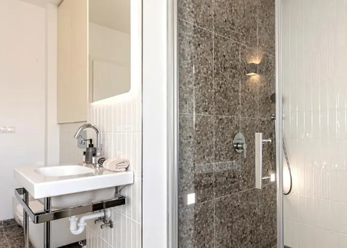 Luxury With Balcony In Downtown Apartament Budapesta