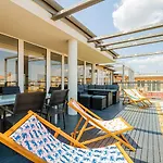 Luxury With Balcony In Downtown Lägenhet Budapest