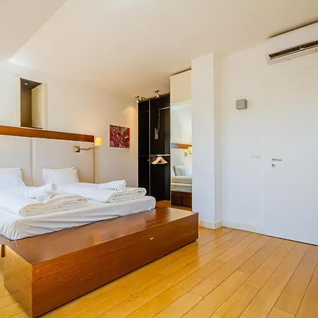 Luxury With Balcony In Downtown Daire Budapeşte