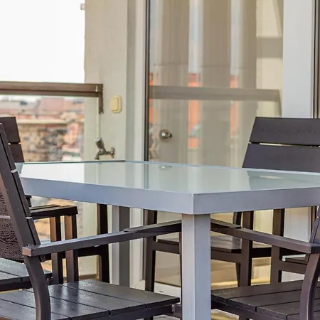 Luxury With Balcony In Downtown Daire Budapeşte