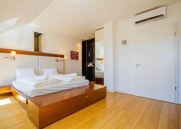 Luxury With Balcony In Downtown شقة بودابست