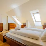 Luxury With Balcony In Downtown Apartament Budapeszt